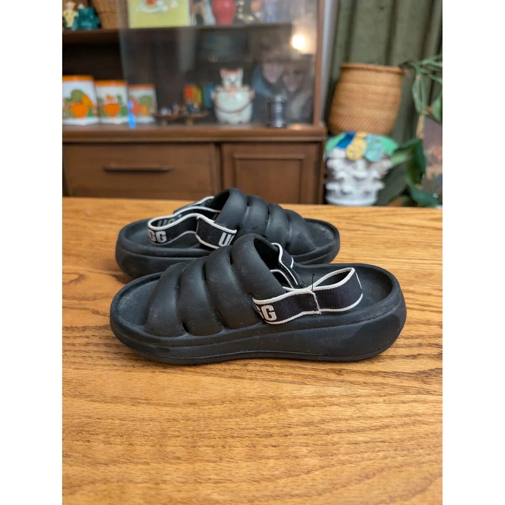UGG Sport Yeah Kids Black‎ Logo Strap Foam Slide Sandals 1129050K
